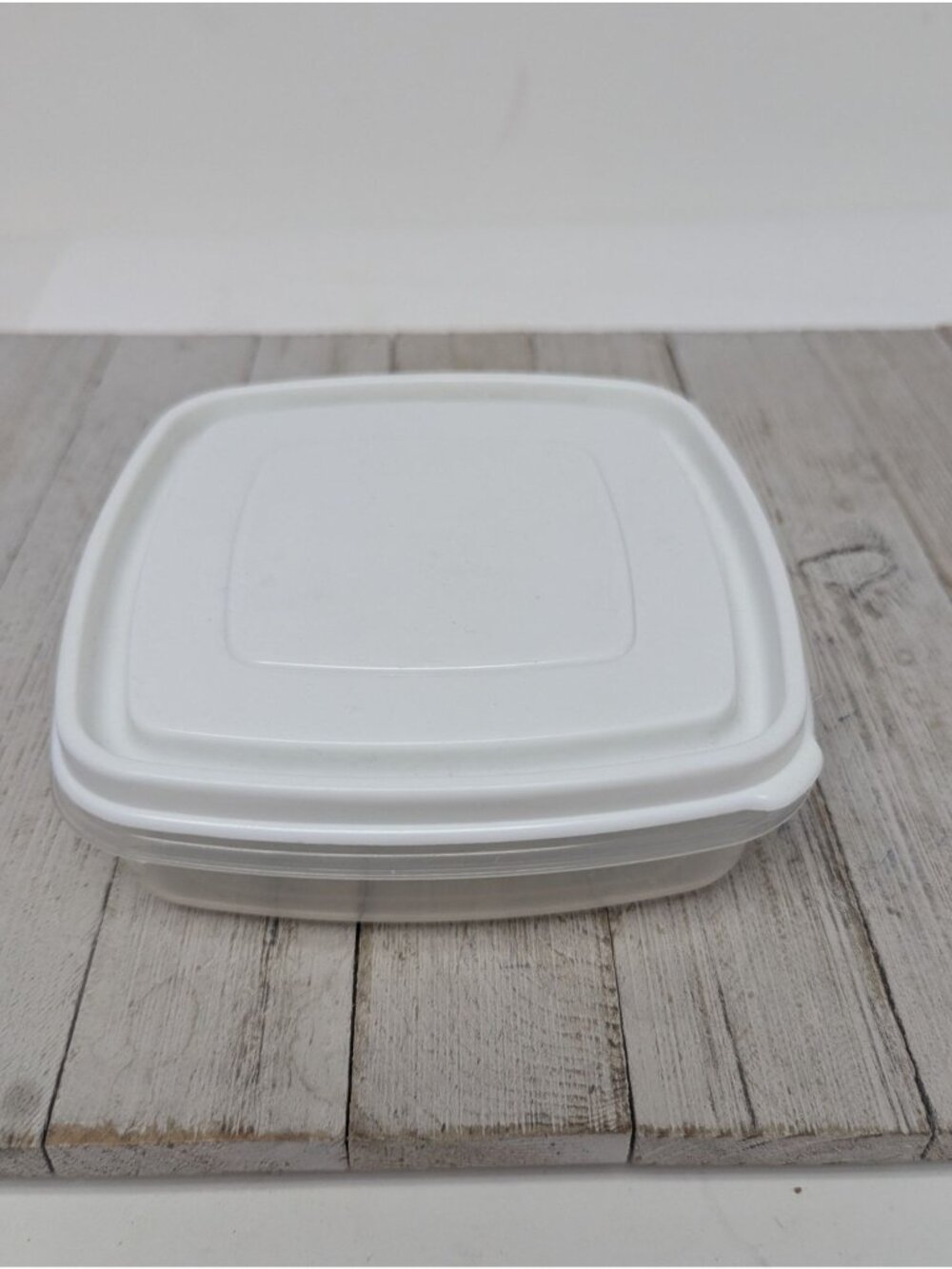 Vintage Rubbermaid 2 Cups #1 Square Container White Lid